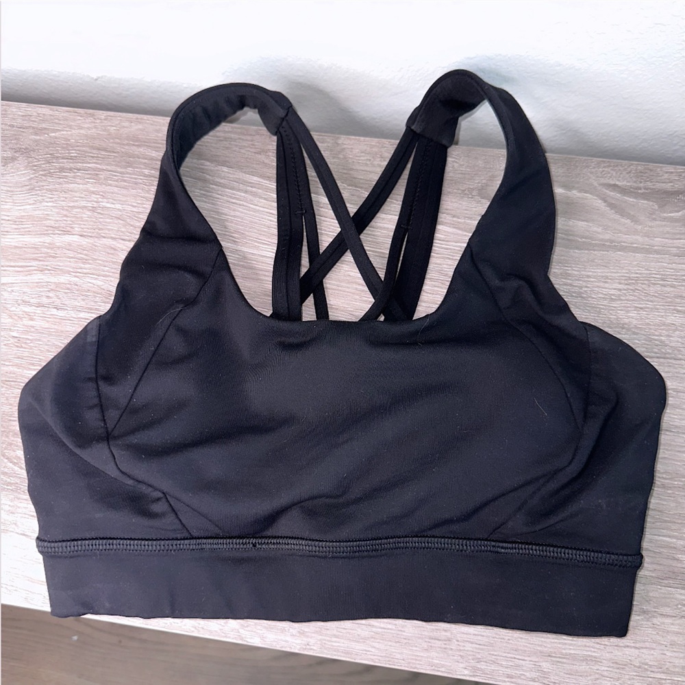 Lululemon sports bra
